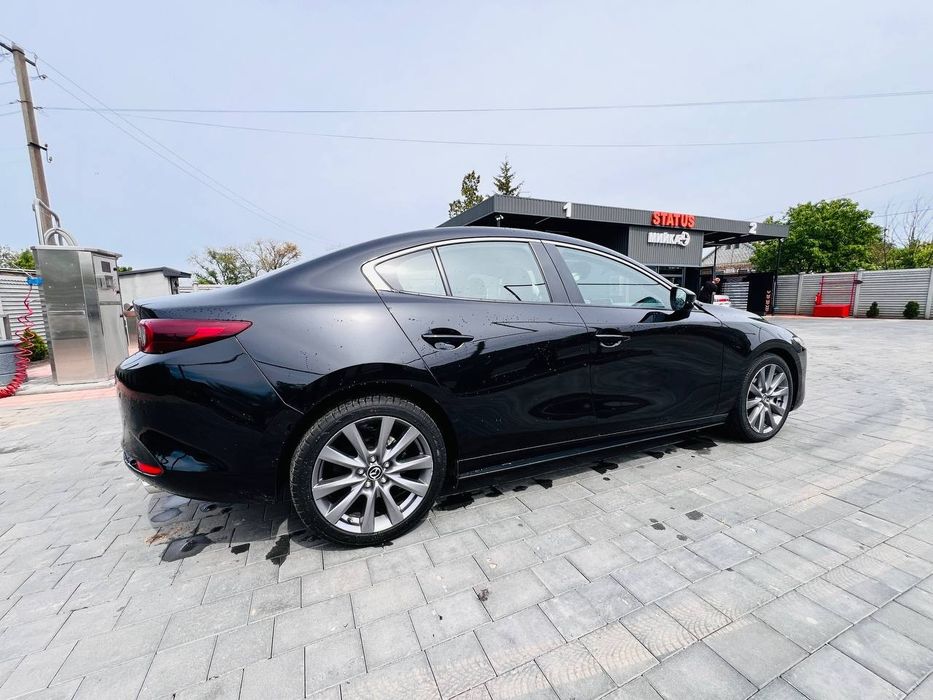Автомобіль Mazda 3 bp 2024