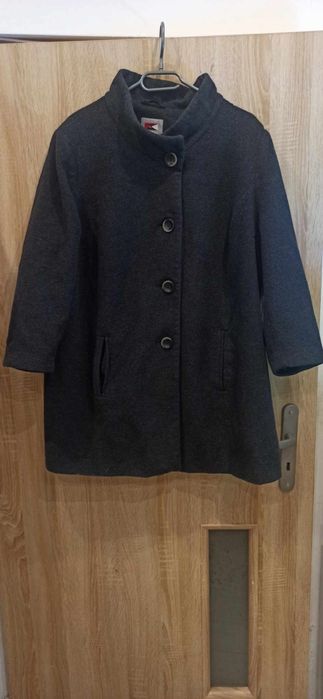 Płaszczyk jesienny 52