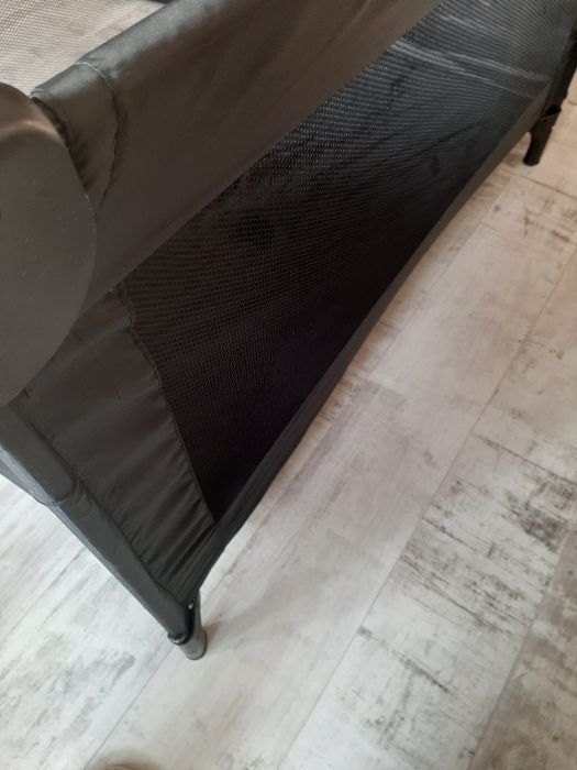 Składane łóżeczko