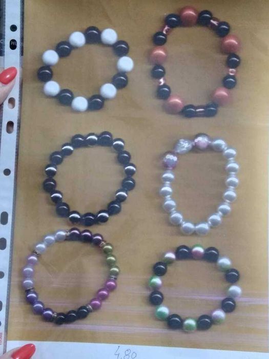 bijutarias pulseiras e colares
