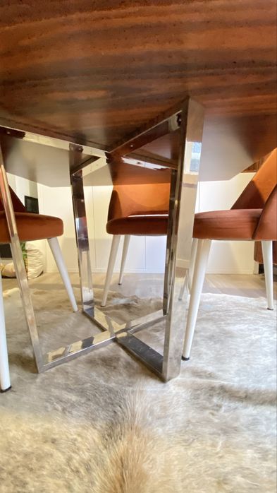 Conjunto de 4 cadeiras modernas