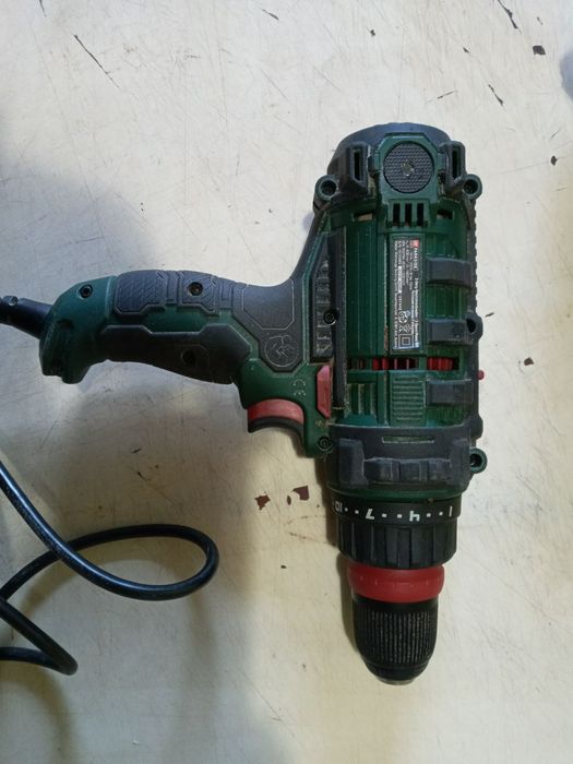 Дрель під ремонт або деталі