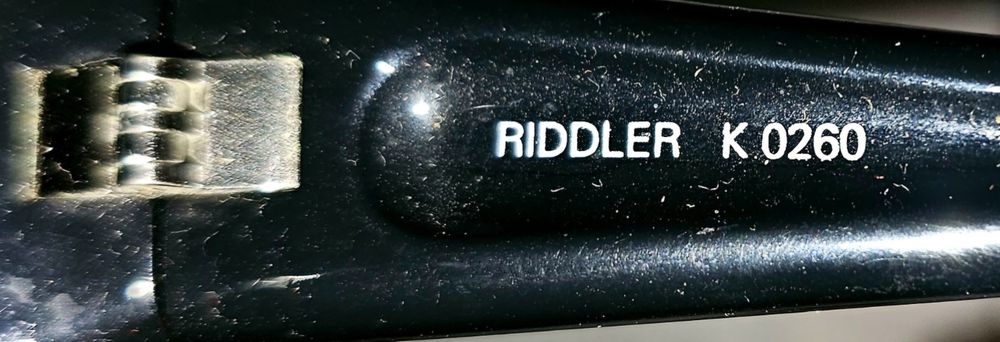 Óculos Ray-Ban Clubmaster + killer loop Riddler + óculos antigos