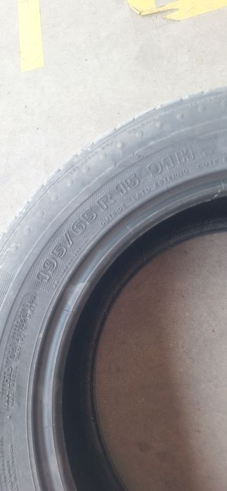 Pneu 195/65 R15 + jante com pneu 205/60R15