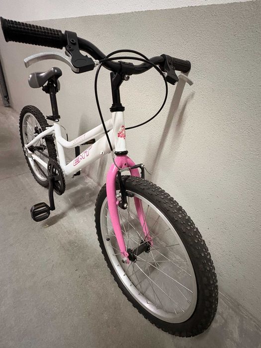 Bicicleta de menina