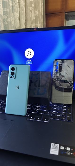 Продам OnePlus Nord 2 12/256