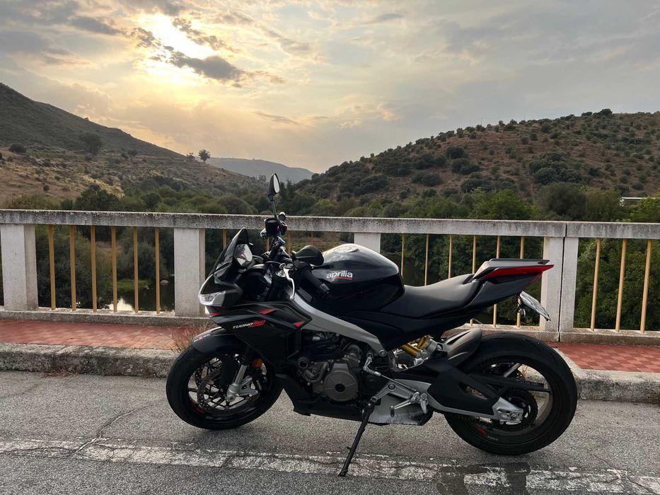 Aprilia Tuono 660 Factory
