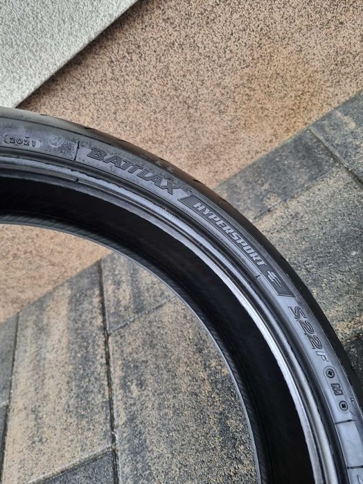 Мотошина Bridgestone Battlax Hypersport S22f 120/70 r1732021 рік