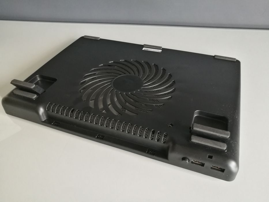 Laptop stolik podkładka chłodząca nowa
