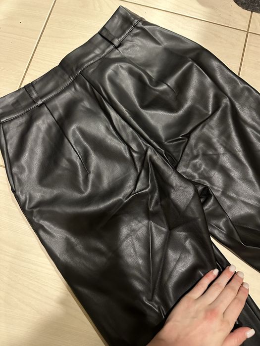 Шкіряні штани з легким утепленням