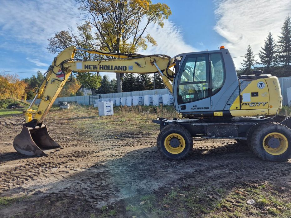 New Holland MH City Rok 2009  Koparka kołowa New Holland MH City Rok 2009  koparko ładowarka