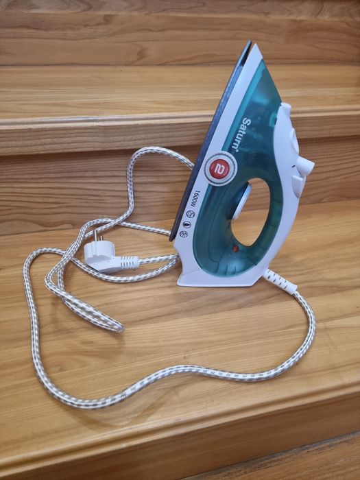 Праска Saturn ST CC7113