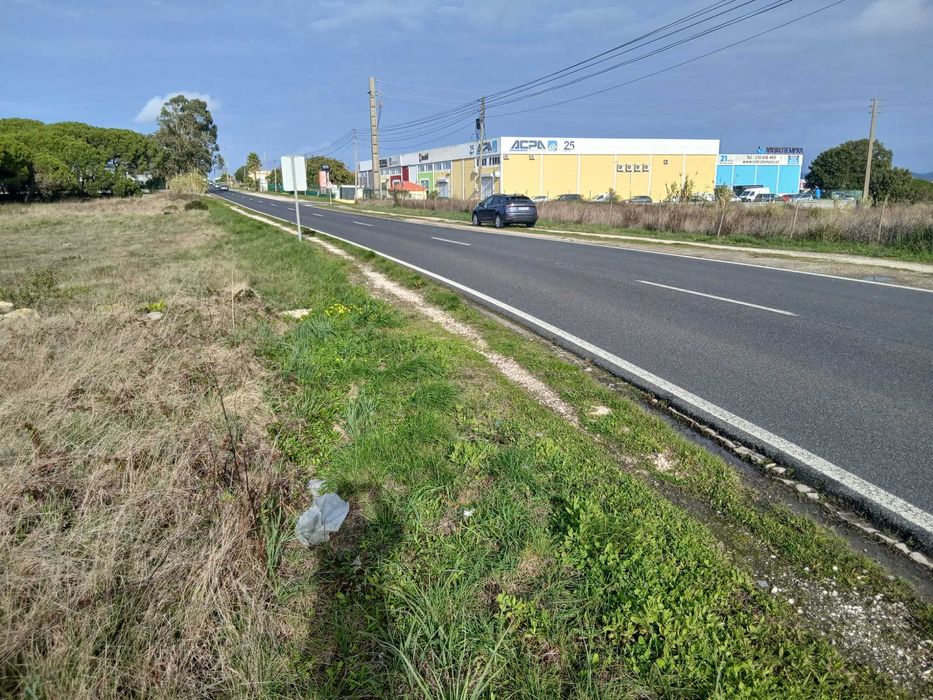 Terreno Industrial – 14.000 m² – Terrugem, Sintra