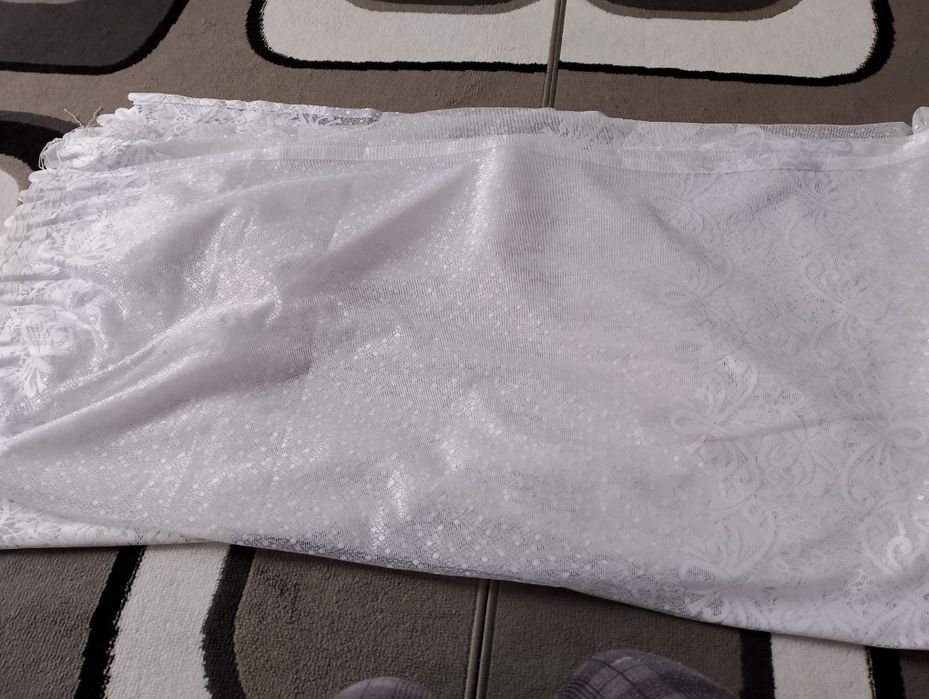 Oddam firankę do pokoju