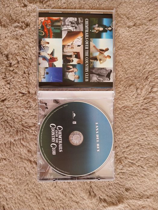 album CD Chemtrails Over the Country Club, Lana del Rey