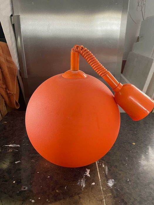 lampa sufitowa z regulacją wysokości