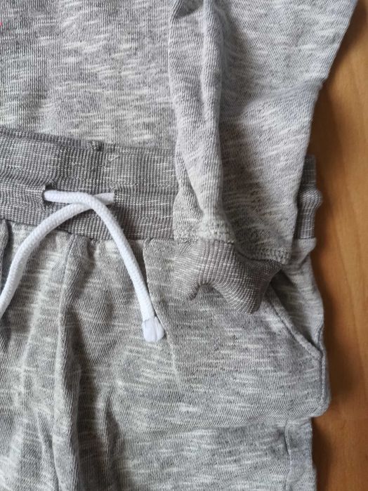 Dres 122 bluza spodnie