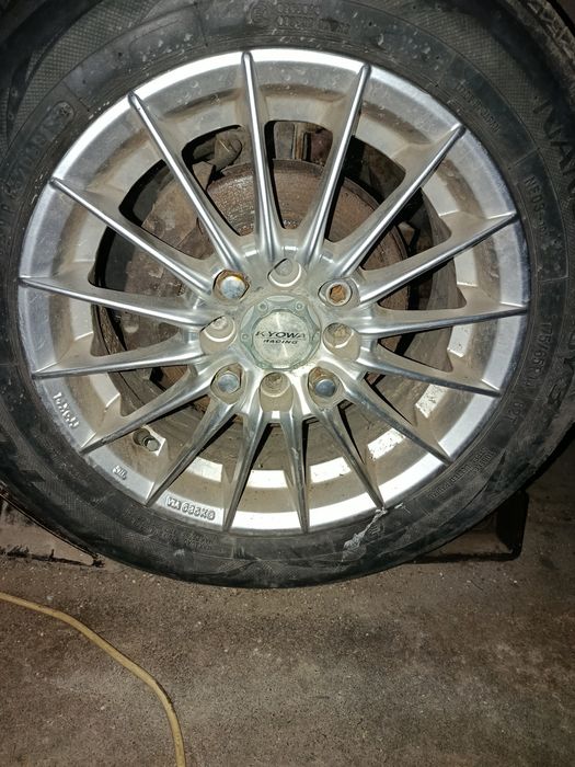 Продам 14 диски Koyova с летней резиной Toyo