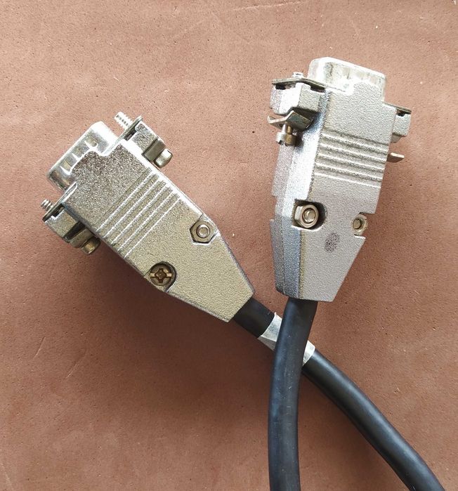 Cabo Adaptador RS232 DB9 Macho para VGA Macho (1,5m) – Fichas Metálicas Desmontáveis