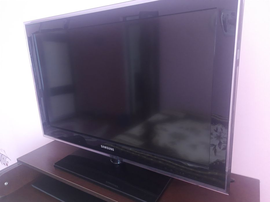 Плазмовий телевізор Samsung 32