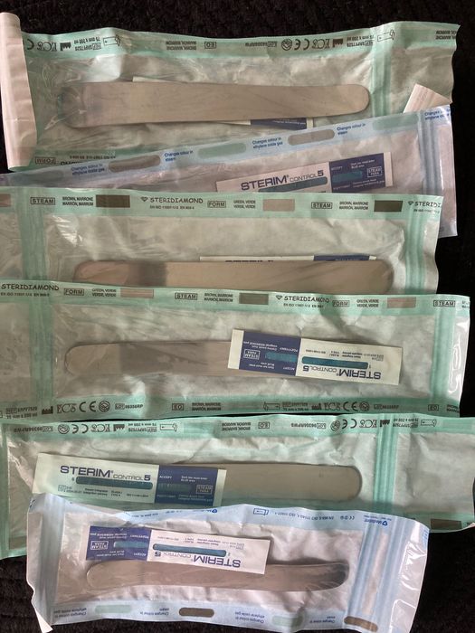 Szpatułka laryngologiczna