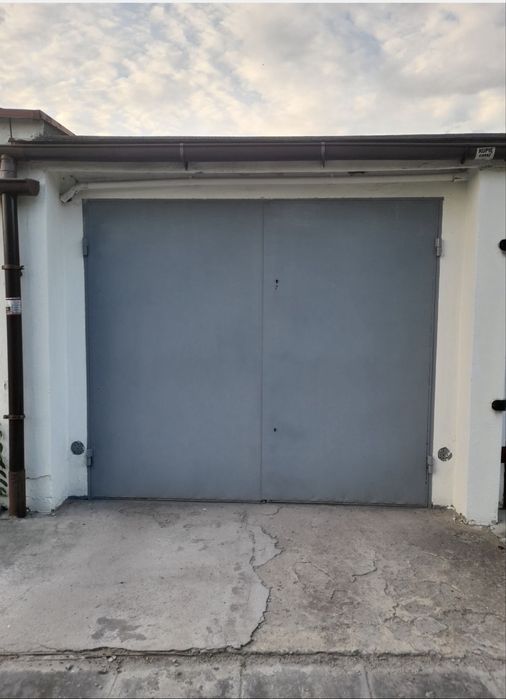 Garaż murowany Zaborze