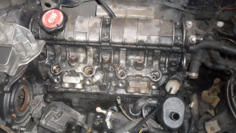 renault 19 5 drzwi 1.9 diesel zwykły przeznaczony na części