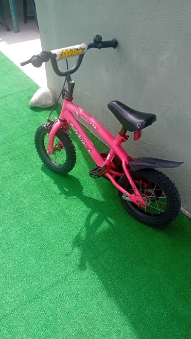 Bicicleta com Pedais 2 aos 7 anos