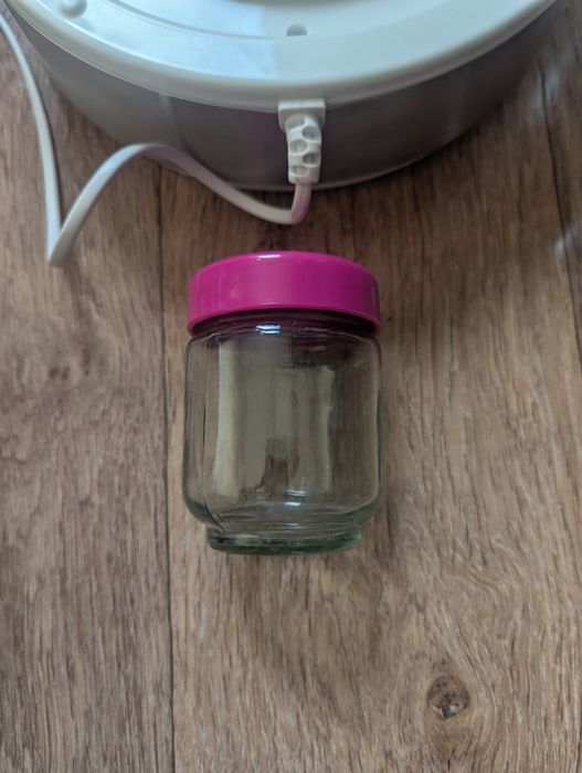 Йогуртниця Saturn