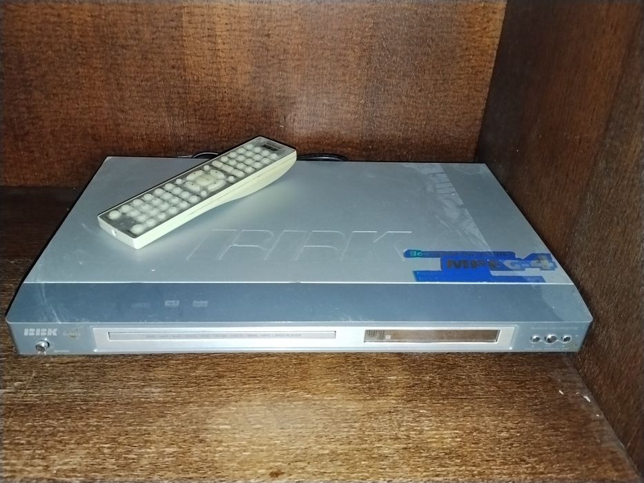 DVD-плеер BBK рабочий