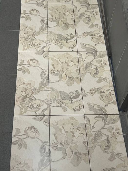 Продам плитку настенную