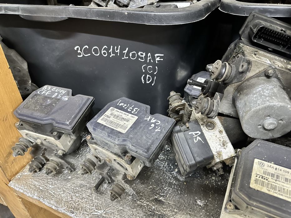 Блок ABS абс ESP Audi VW Skoda