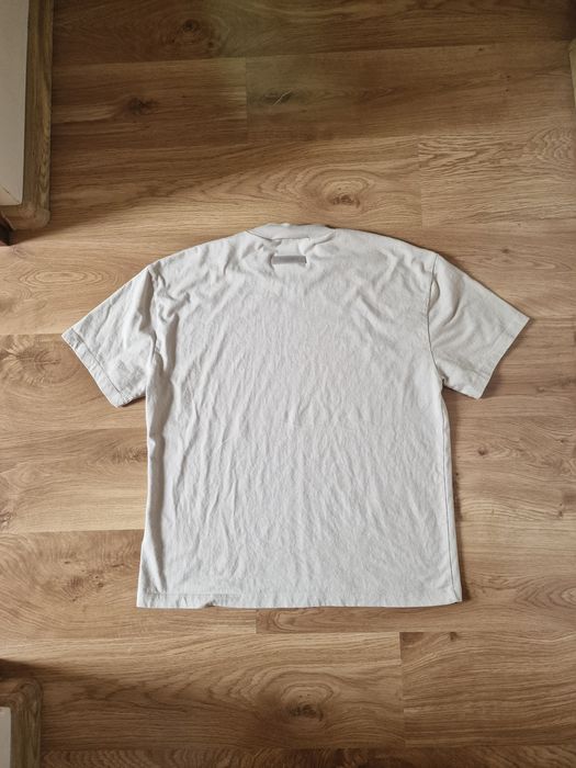 Koszulka fear of god essentials beżowa r.M