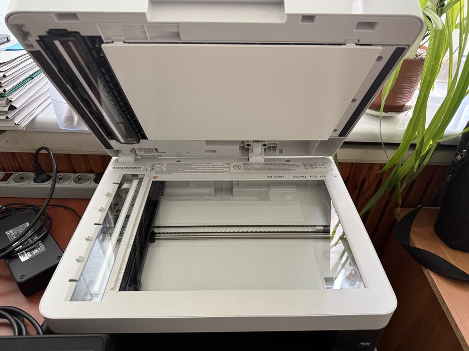 Продам Canon i-SENSYS MF421dw багатофункціональний лазерний принтер