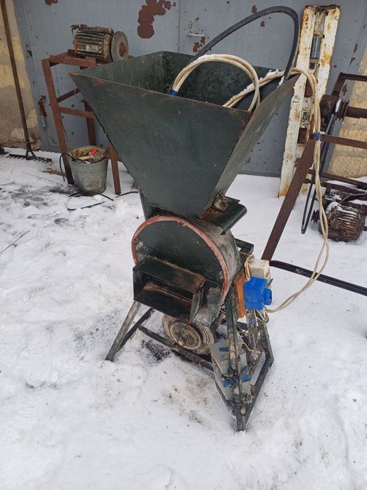 Млин подрібнювач млинок