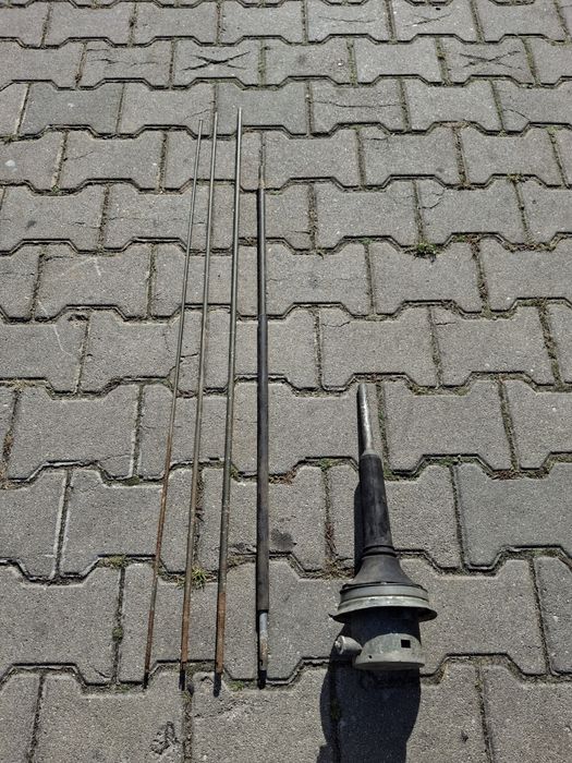 Wojskowa antena samochodowa 4m + uchwyt