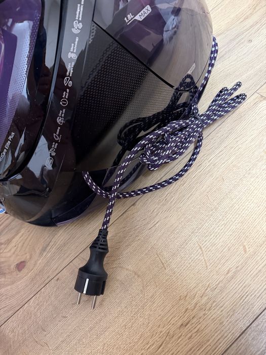 Парогенератор утюг  Philips PerfectCare Elite Plus GC 9675