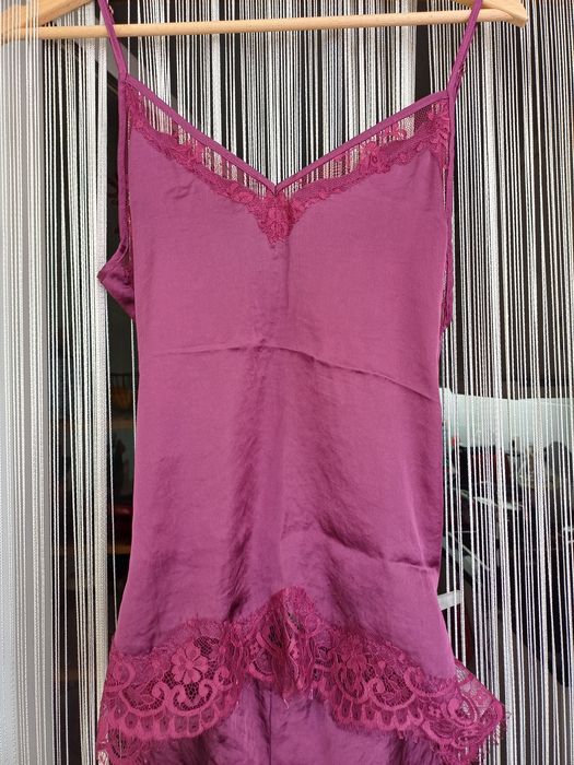 Pijama (top + calção), rendado, de cor rosa escuro / bordeaux da Sense Collection (S)