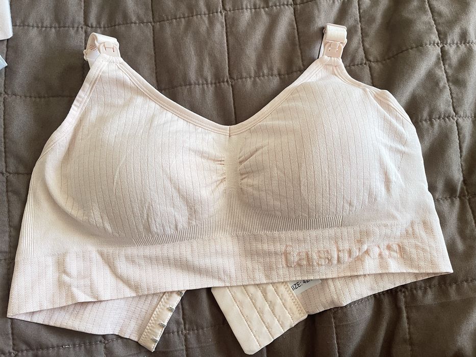 Бюстгальтер на період лактації (годування)