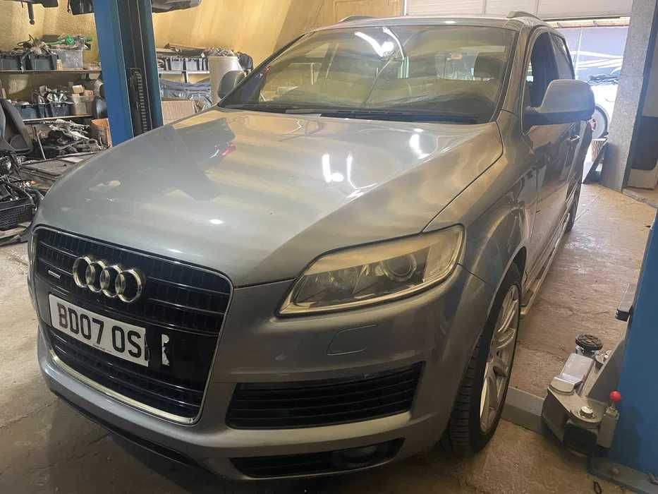 Кришка багажника Audi Q7 4L 3.0TDI BUG 2005-2009