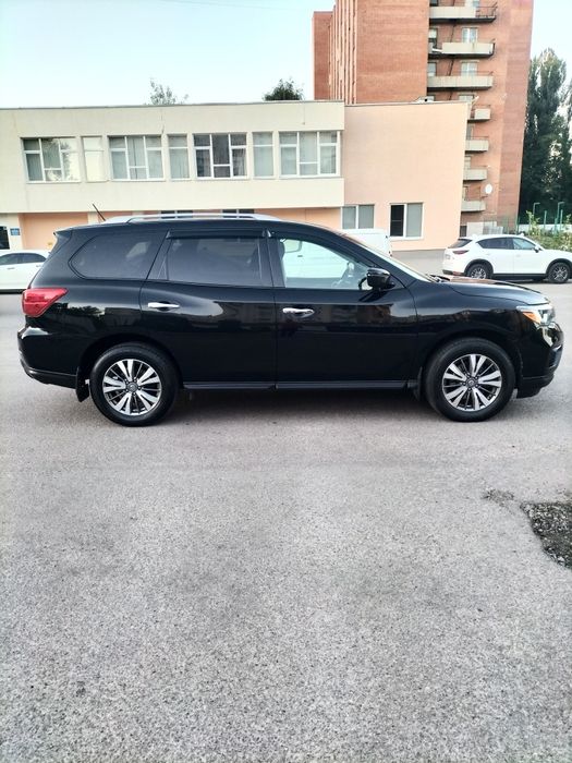 Продам Nissan Pathfinder