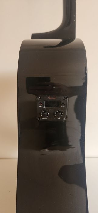 Guitarra Eletroacústica Fender Squier SA-105CE