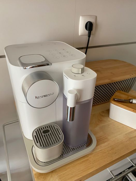 Máquina de café Expresso gran Lattissima