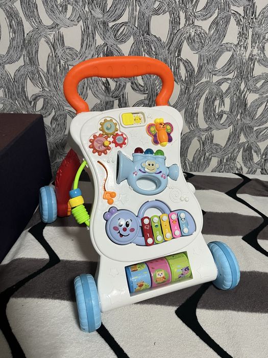 Толокар , каталка, ходунки