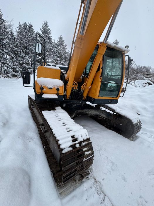 Екскаватор Hyundai Robex 220  2014 5900мг 22тон  JCB JS22O VOLVO EC220