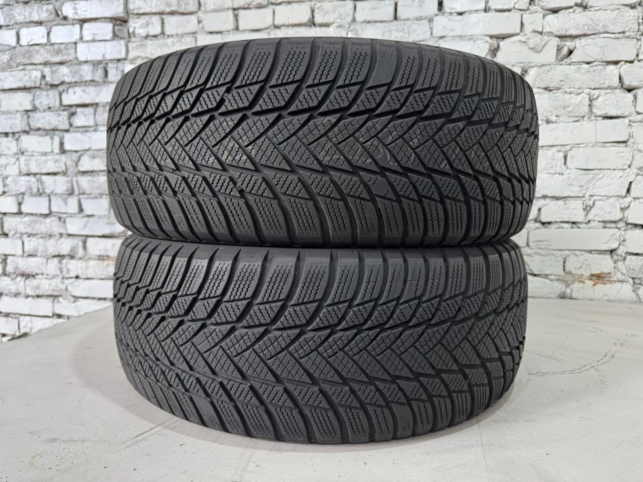 Зимові шини Bridgestone 235/55 R18