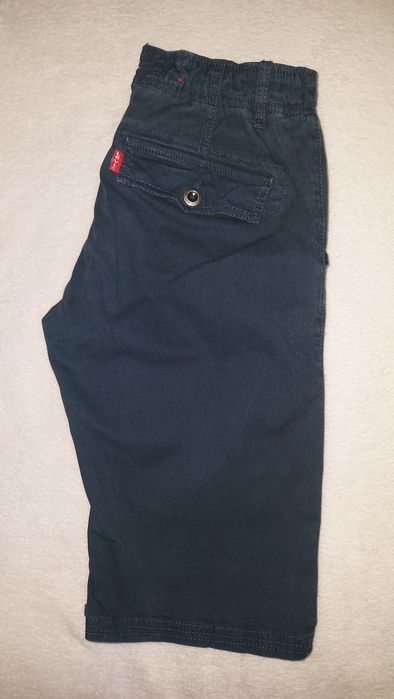 Calções Levi's
Tamanho 12 anos