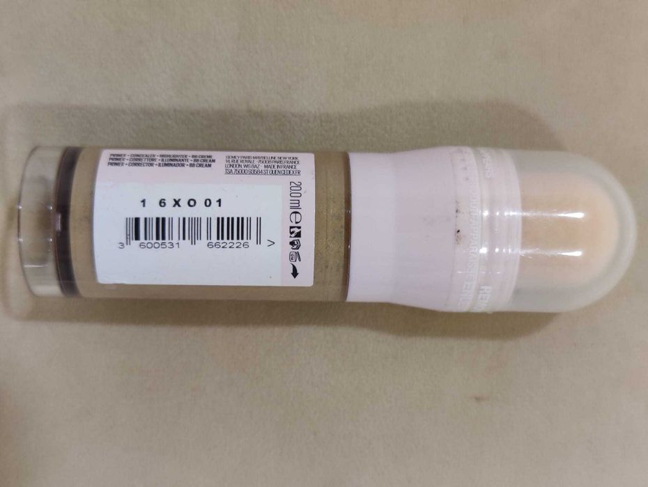 Maybelline Instant Perfector 4-em-1 Glow Base de maquilhagem, selado