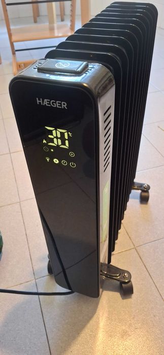 Aquecedor a Óleo Haeger Digital XI 2500W Preto