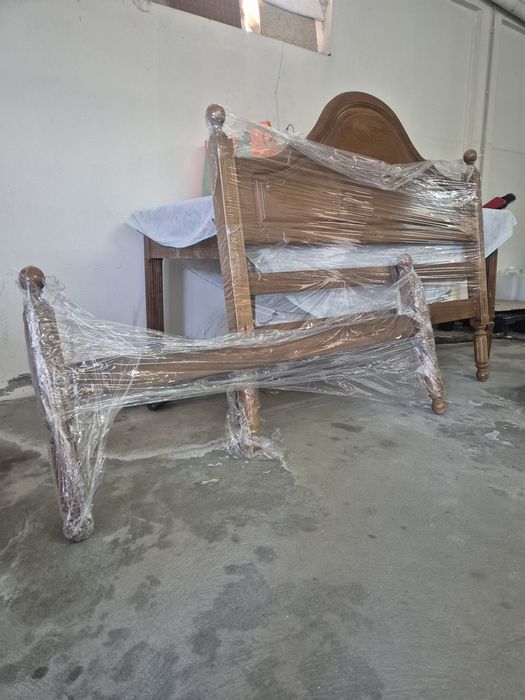 Cama antiga madeira